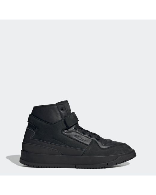 Adidas originals clearance el salvador zara