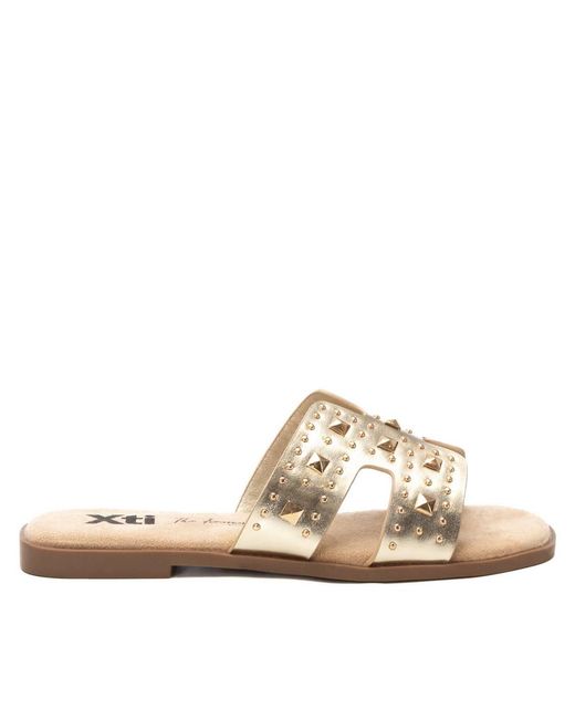 Xti Natural Flat Sandals By