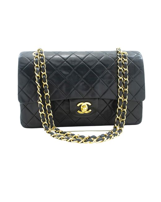 Chanel Black Classic Flap Leather Shoulder Bag (pre-owned)