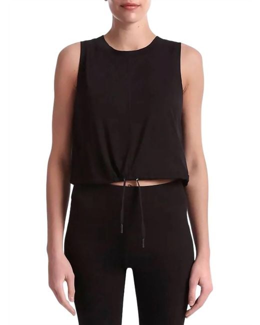 Capsule 121 Black Sync Top