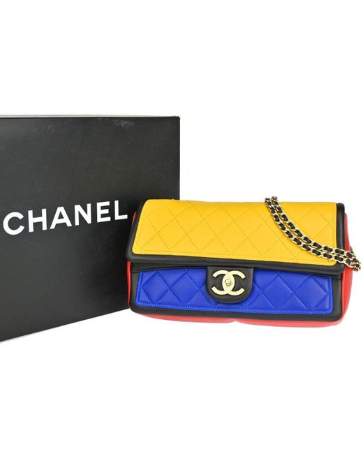 Chanel Blue Matelassé Leather Shoulder Bag (pre-owned)