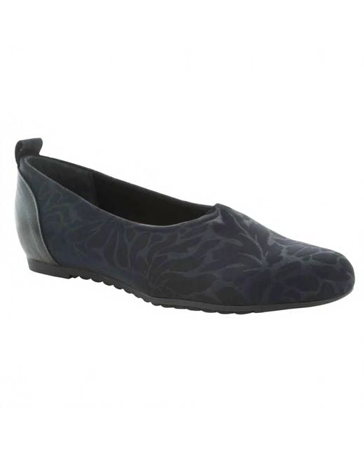 Munro Blue Iriana Flats