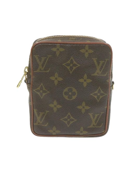 Louis Vuitton Melville Canvas Shoulder Bag (pre-owned) in Green