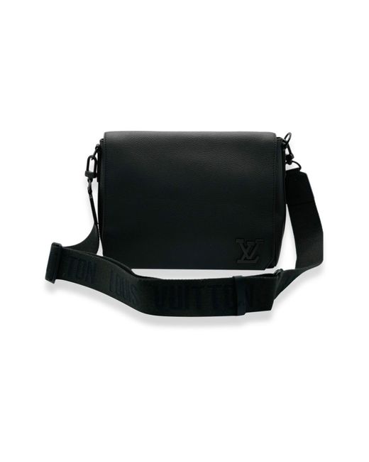 Louis Vuitton Black Grained Calf Leather Aerogram Takeoff Messenger