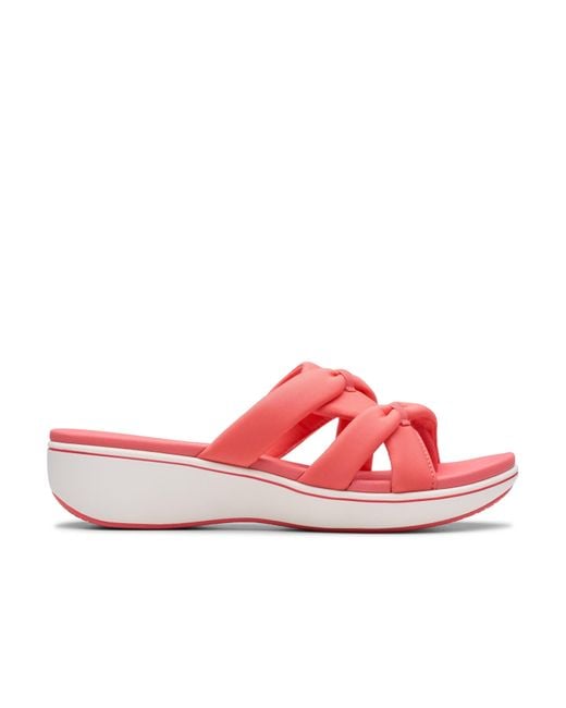 Clarks Red Breezerae Cam