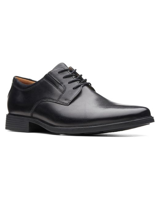 Clarks Tilden Plain Leather Comfort Insole Oxfords in Black for Men | Lyst