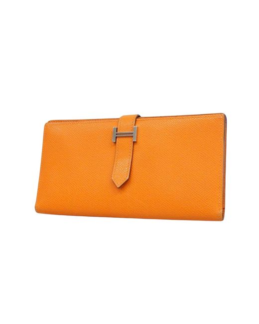 Hermès Orange Béarn Leather Wallet (pre-owned)