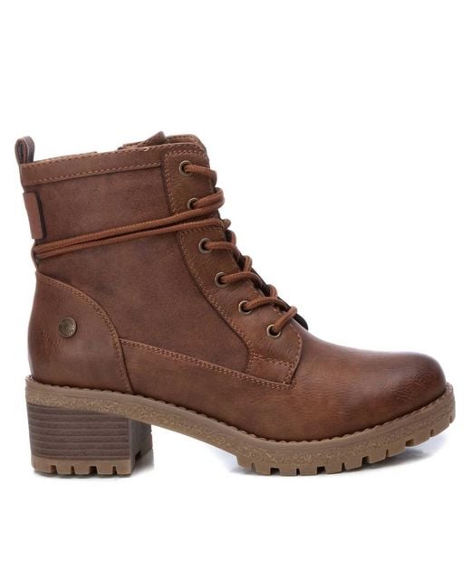 Xti Brown Lace-Up Booties
