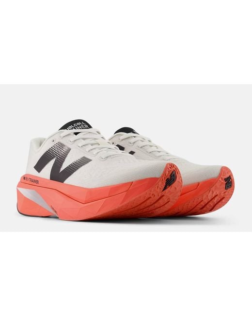 New Balance Red Fuellcell Supercomp Trainer V3 Shoes for men
