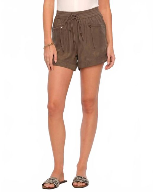Heartloom Gray Hadley Short