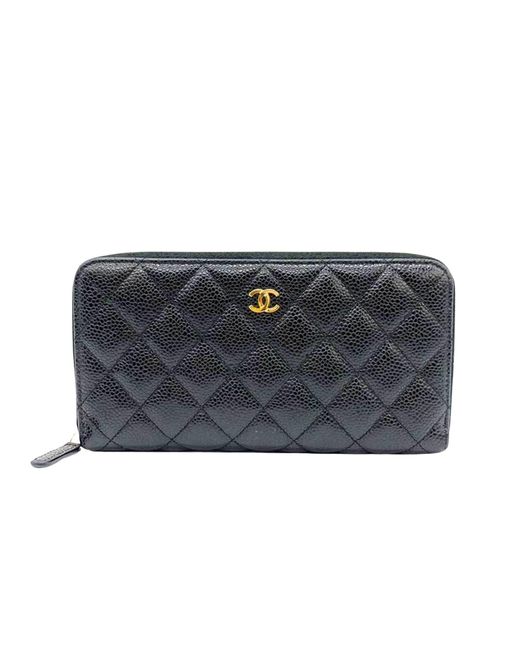 Chanel Gray Matelassé Leather Wallet (pre-owned)