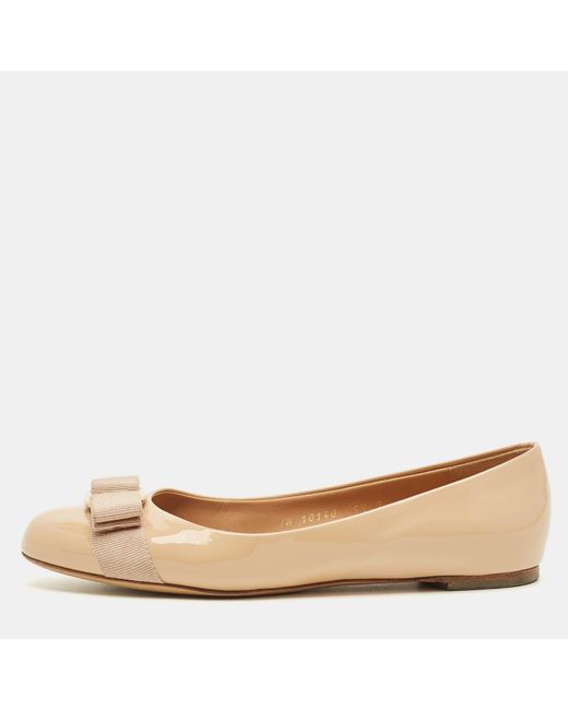 Ferragamo Natural Varina