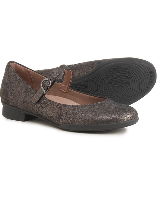 dansko kaelyn
