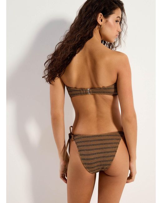 Simon's Brown Ruffle