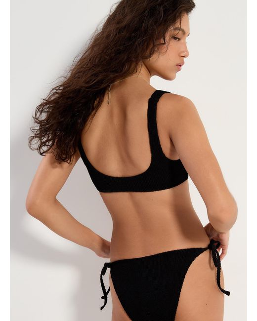 Simon's Black Solid Ruffle