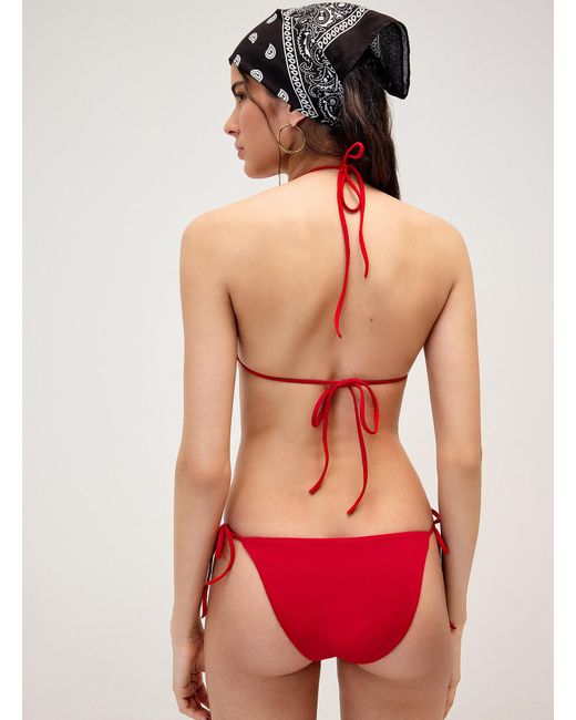 Simon's Red String High