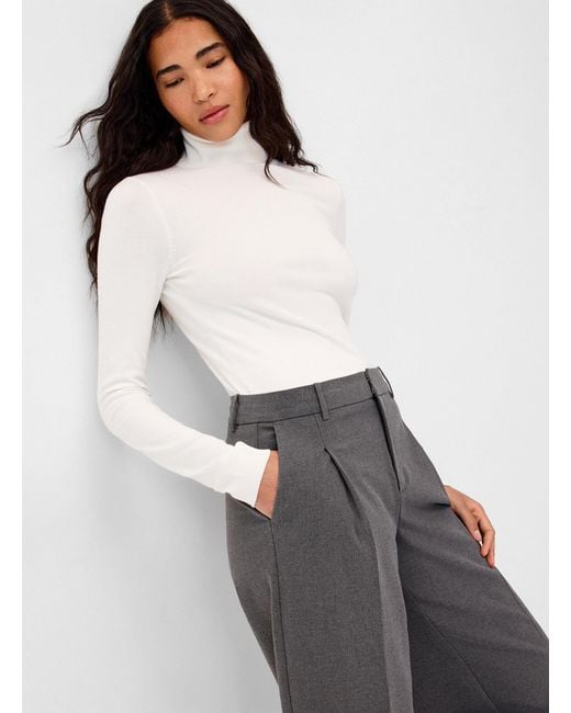 Twik White Solid Turtleneck Sweater