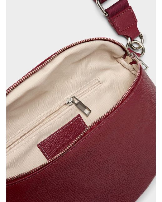 Simon's Red Metallic