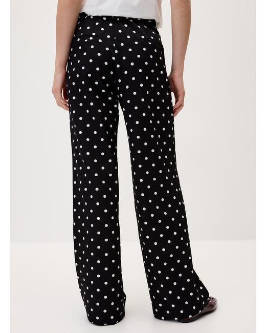 Twik White Polka