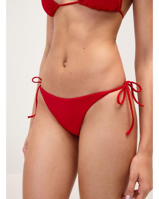 Simon's Red String High