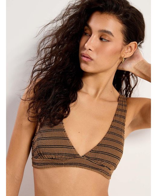 Simon's Brown Ruffle