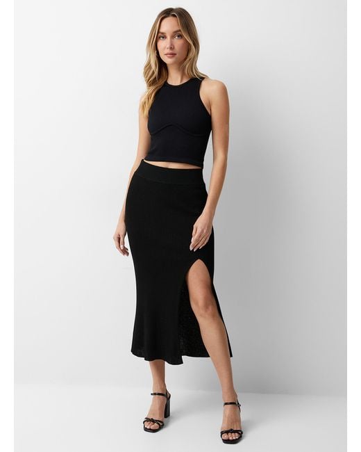 Icône Ribbed Midi Skirt With Side Slit in Black | Lyst