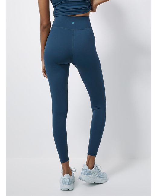 I.FIV5 Blue Crossover