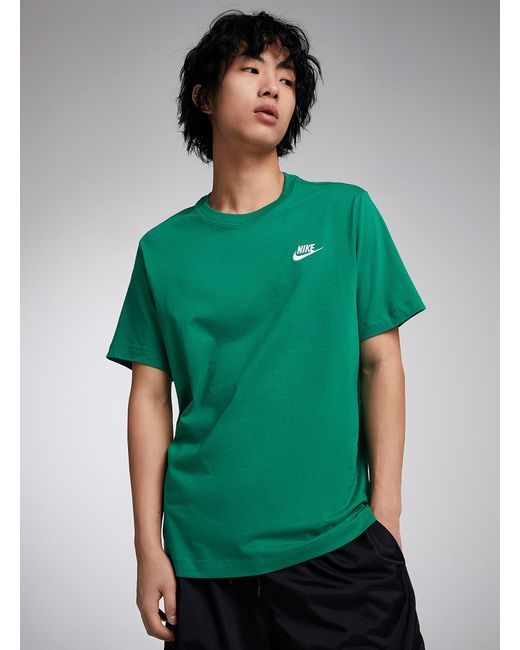 Nike Green Sportswear Club Small Logo T for men
