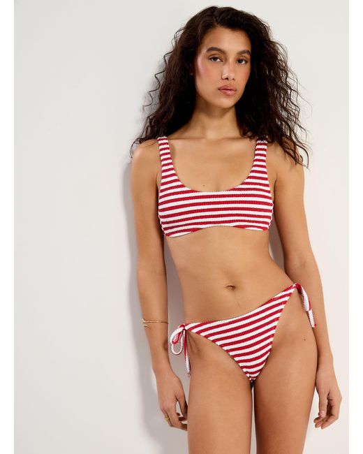 Simon's Red Ruffle