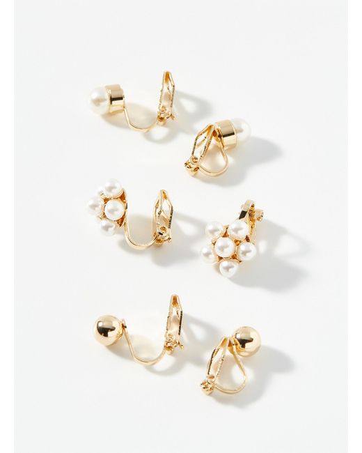 Simon's White Timeless Pearl Earrings Set Of 3