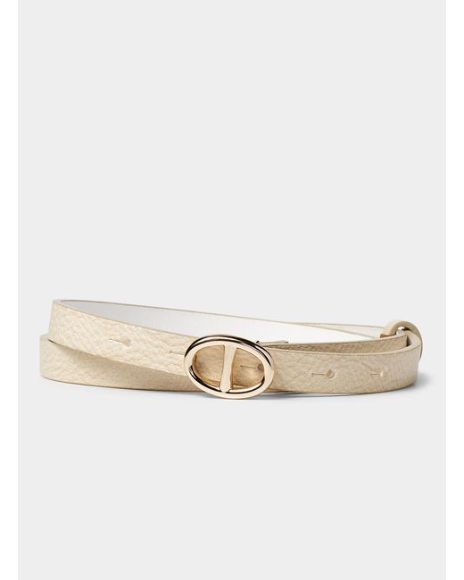 Simon's White Oval
