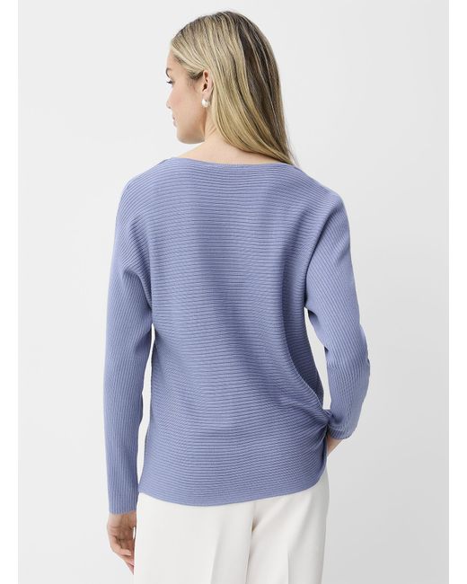 Contemporaine Blue Batwing