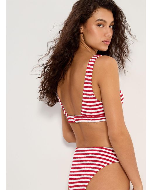 Simon's Red Ruffle