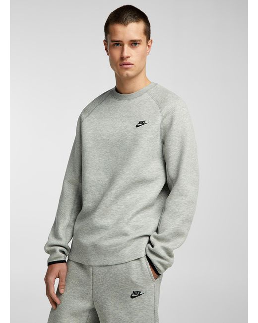 Nike Gray Tech Fleece Raglan Sweatshirt for men