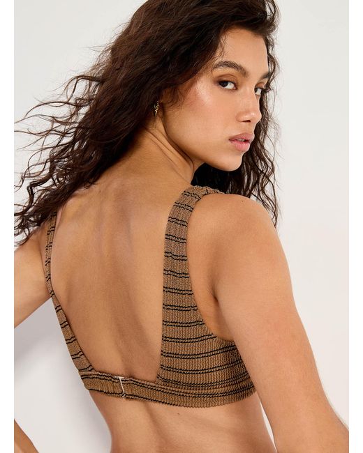 Simon's Brown Ruffle