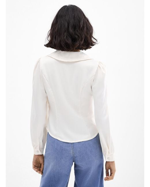 Icône White Satin And Lace Cropped Blouse