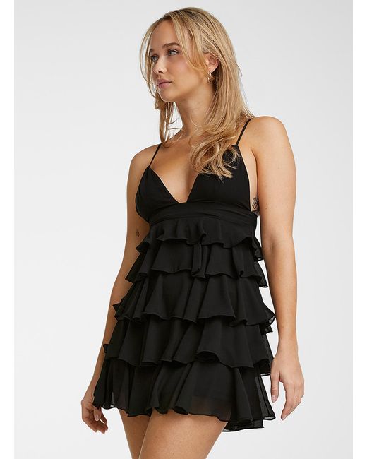 Icône Black Cascading Ruffles Dress