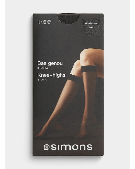 Simon's White Minimalist Knee