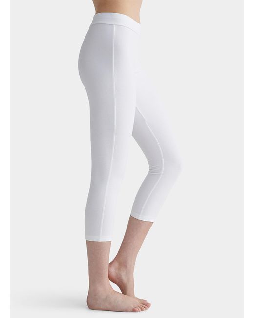 Hue White Solid Capri legging