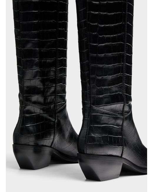 Simon's Black Pointed Croc