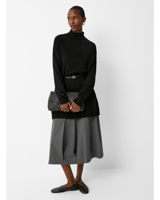 Contemporaine Black Flowy Turtleneck Tunic Sweater