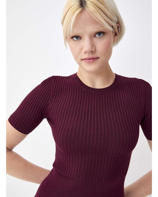 Twik Red Ribbed Fit