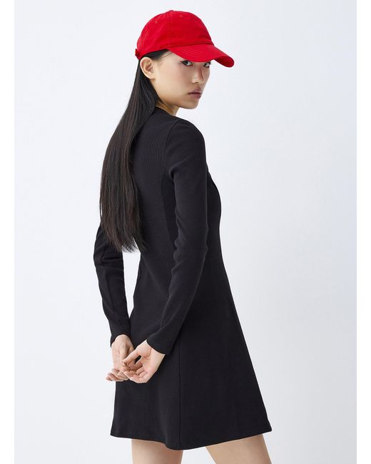 Tommy Hilfiger Black Ribs And Logo Fit
