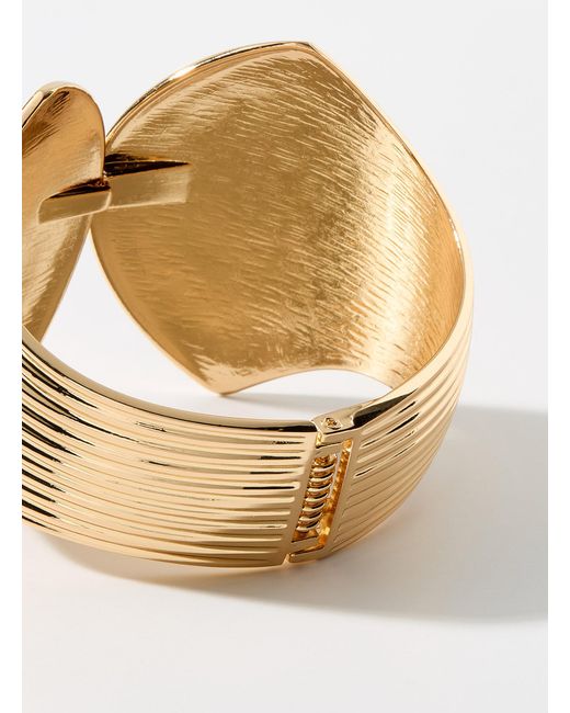 Simon's Metallic Shells Cuff Bracelet