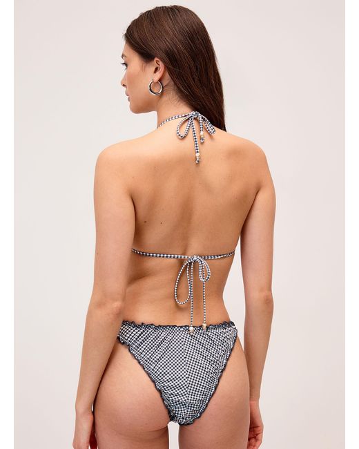 Simon's Blue Ruffle