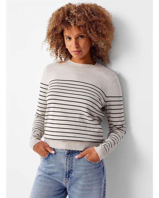 Contemporaine Gray Striped Fine