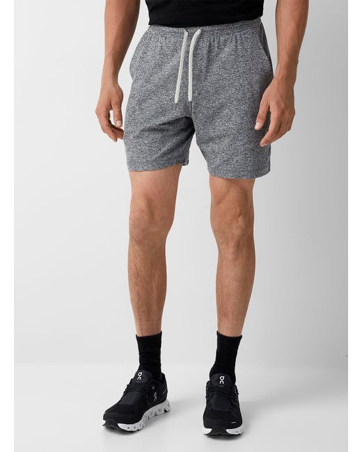 Vuori Ponto Short in Light Grey (Grey 