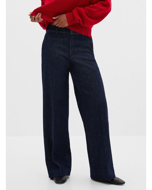 Contemporaine Red Solid Dark