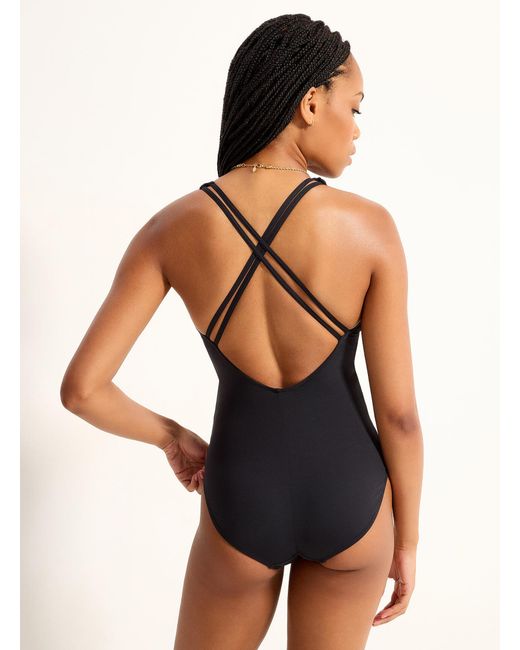 Simon's Black Ladder Cutout V