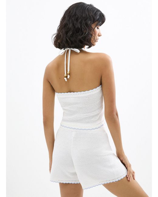 Simon's White Scalloped